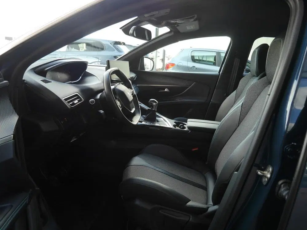 Peugeot 3008 1.2T 130pk Allure Pack Business uit 2024, foto 7