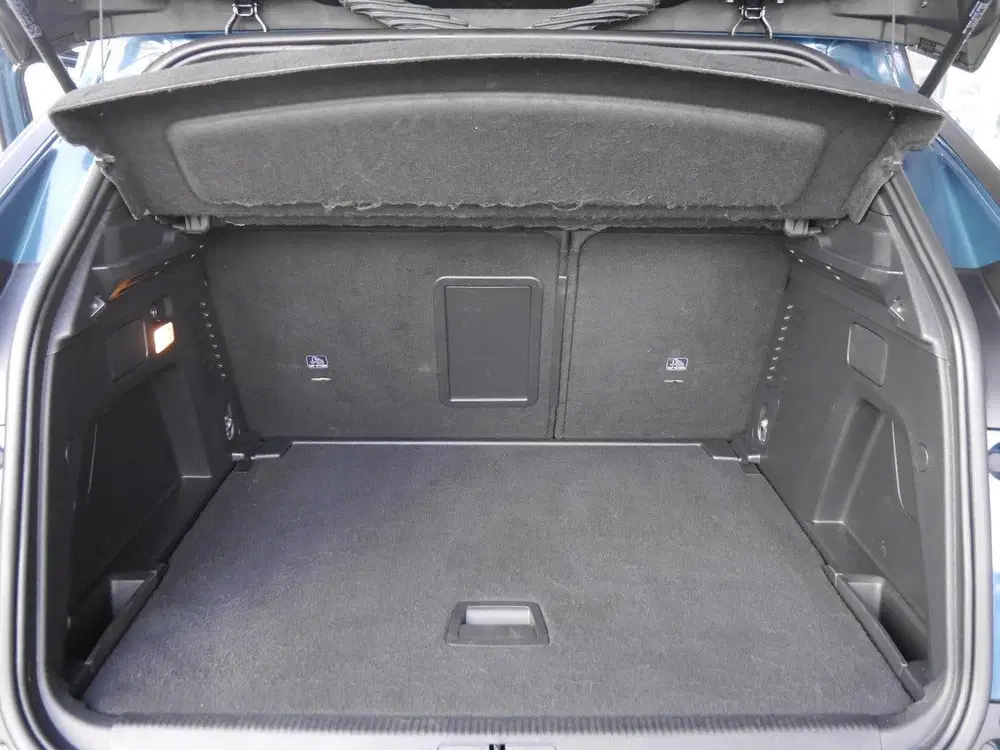 Peugeot 3008 1.2T 130pk Allure Pack Business uit 2024, foto 9