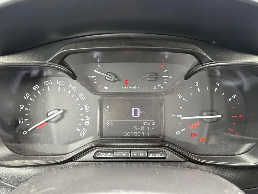 Citroën C3 1.2 PureTech Feel uit 2021, foto 14