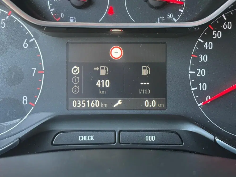 Opel Crossland Elegance 1.2 Turbo 110pk uit 2022, foto 13