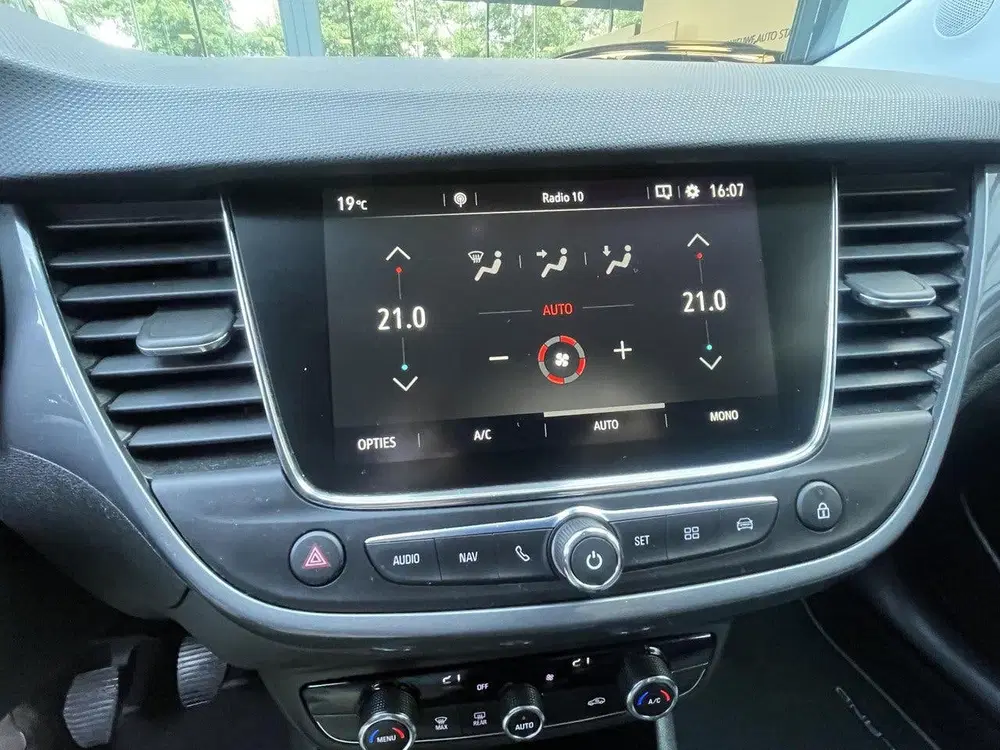 Opel Crossland Elegance 1.2 Turbo 110pk uit 2022, foto 15