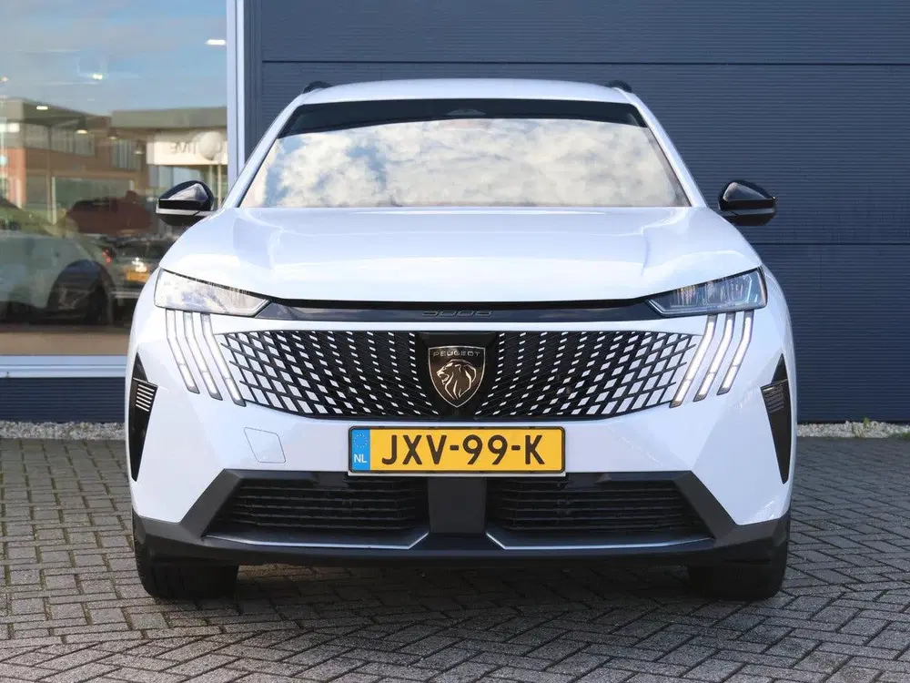Peugeot 5008 1.2 Hybrid 145pk Allure Trekhaak uit 2025, foto 4