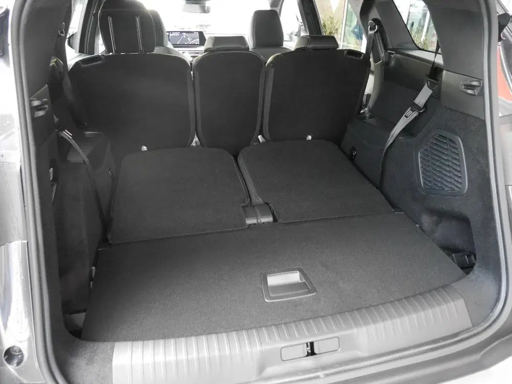 Peugeot 5008 1.2 Hybrid 136 Allure 7p uit 2025, foto 15