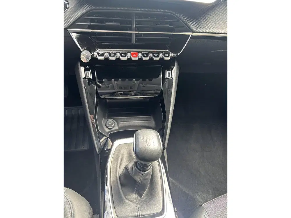 Peugeot 208 1.2 PureTech Allure 100 PK uit 2020, foto 15