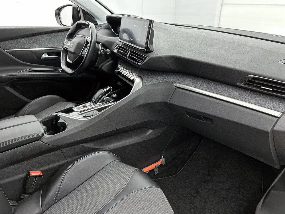 Peugeot 5008 1.2 130pk Blue Lease Allure Automaat uit 2022, foto 12
