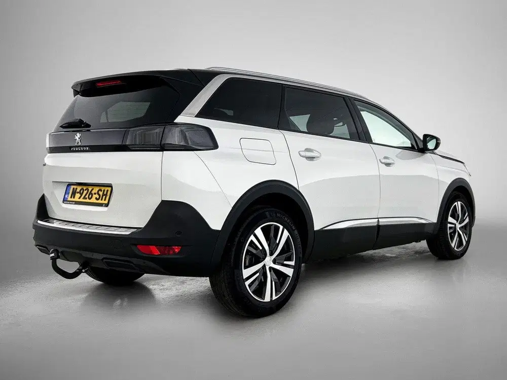 Peugeot 5008 1.2 130pk Blue Lease Allure Automaat uit 2022, foto 8