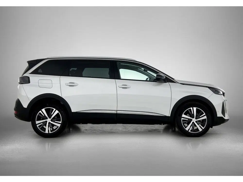 Peugeot 5008 1.2 130pk Blue Lease Allure Automaat uit 2022, foto 9