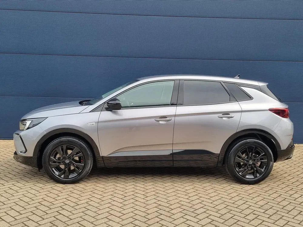 Opel Grandland 1.2T 130pk GS Automaat uit 2023, foto 4