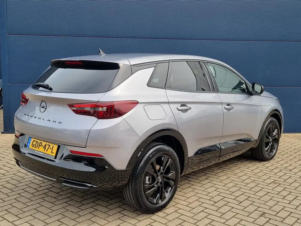 Opel Grandland 1.2T 130pk GS Automaat uit 2023, foto 5