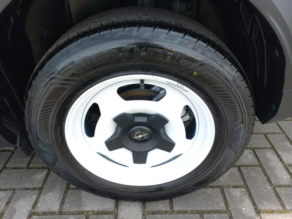 Opel Frontera 1.2T 145pk Hybride Automaat uit 2025, foto 10