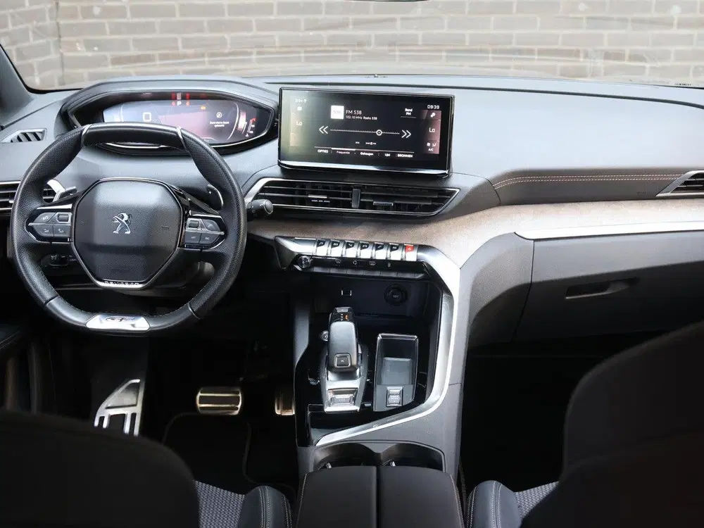 Peugeot 5008 SUV GT 180pk Automaat uit 2023, foto 13