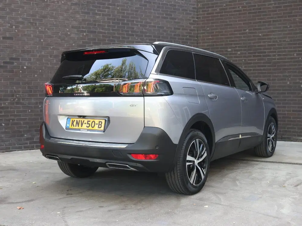 Peugeot 5008 SUV GT 180pk Automaat uit 2023, foto 3