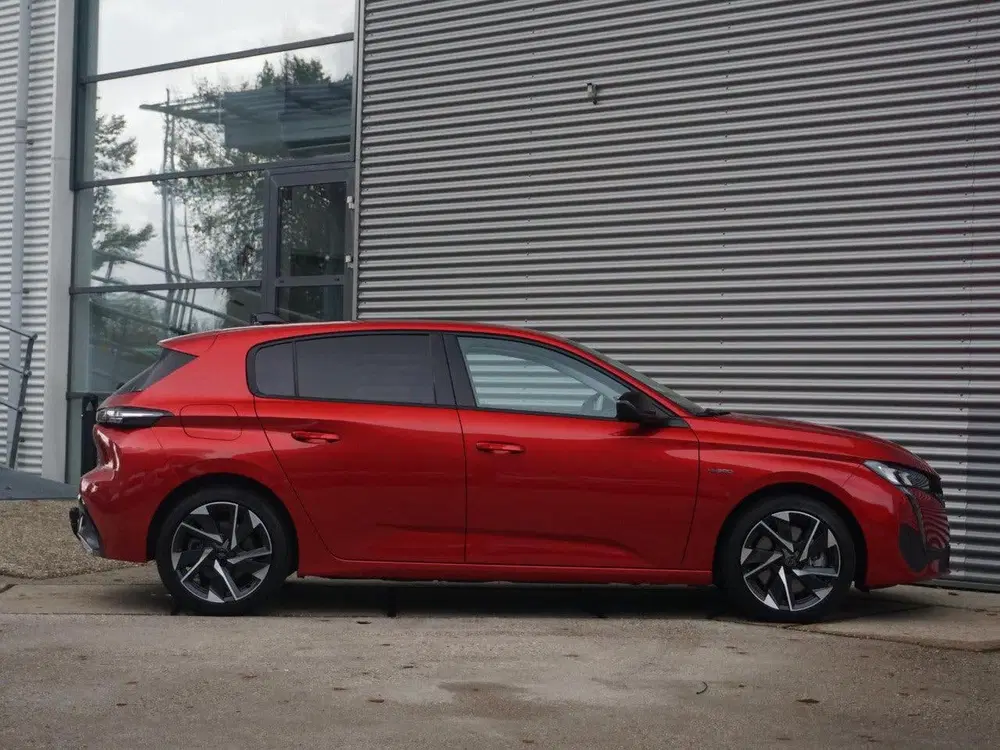 Peugeot 308 1.6 HYbrid 180 Allure Pack Business uit 2022, foto 6