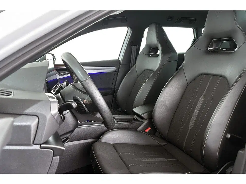Cupra Leon 1.4 e-Hybrid Essential Achteruitrijc uit 2024, foto 6