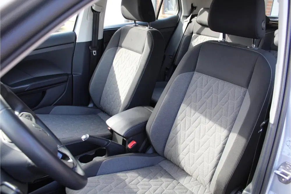 Volkswagen T-Cross 1.0 TSI Life Edition bj :02-2024 uit 2024, foto 12
