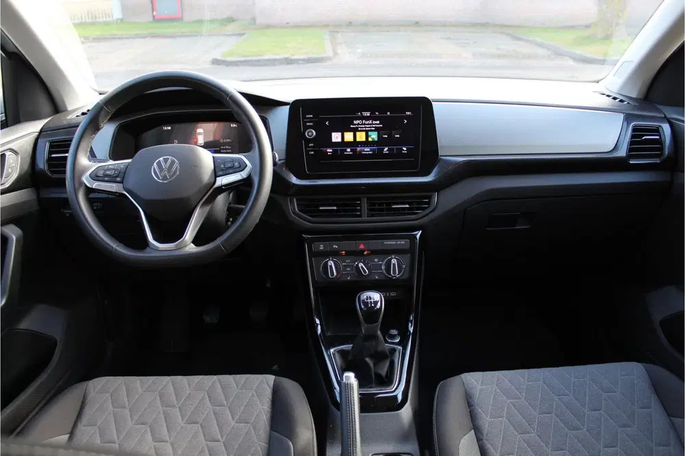 Volkswagen T-Cross 1.0 TSI Life Edition bj :02-2024 uit 2024, foto 9