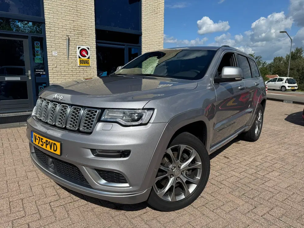 Jeep Grand Cherokee Summit- 4x4 Grijs kenteken-PANO uit 2020