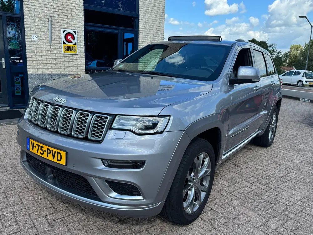 Jeep Grand Cherokee Summit- 4x4 Grijs kenteken-PANO uit 2020, foto 7
