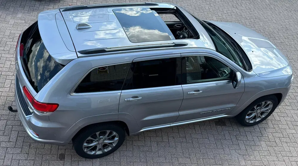 Jeep Grand Cherokee Summit- 4x4 Grijs kenteken-PANO uit 2020, foto 8
