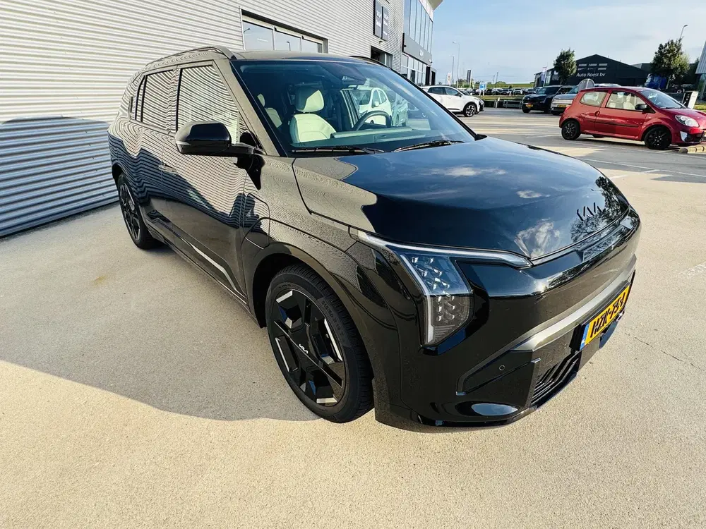 Kia EV3 GT-Line 81.4 kWh Sportieve NL-dealerauto uit 2025, foto 12