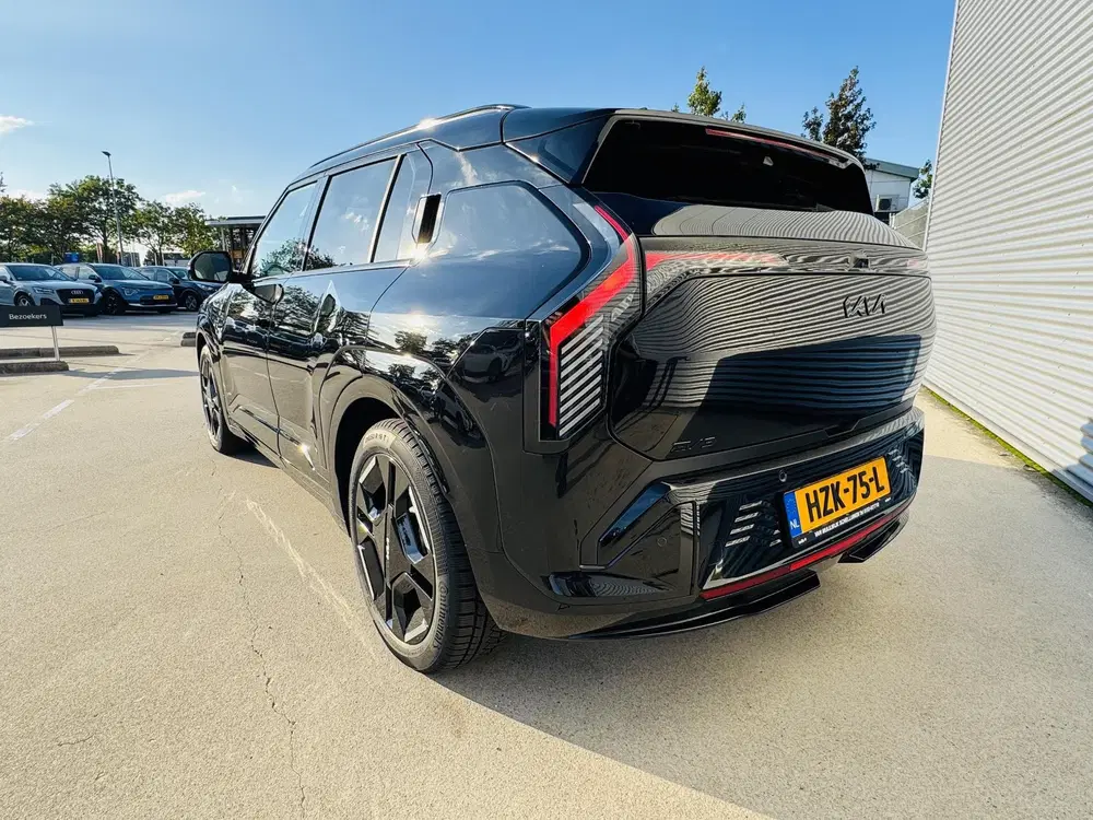 Kia EV3 GT-Line 81.4 kWh Sportieve NL-dealerauto uit 2025, foto 4