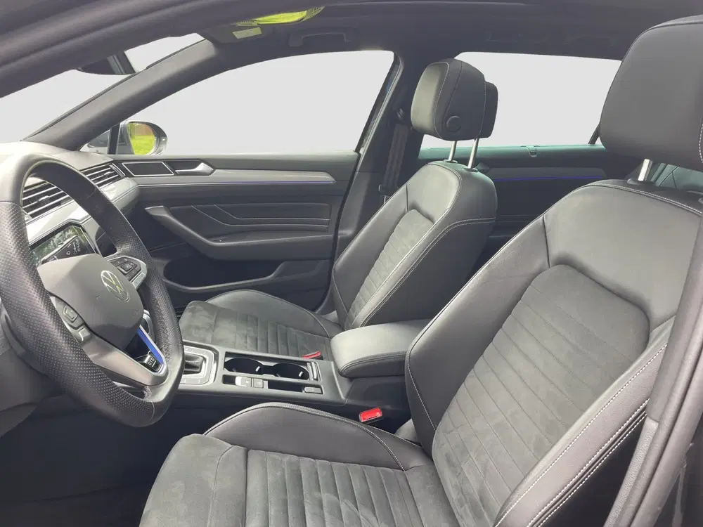 Volkswagen Passat 1.4 TSI PHEV GTE Business Pano uit 2022, foto 11