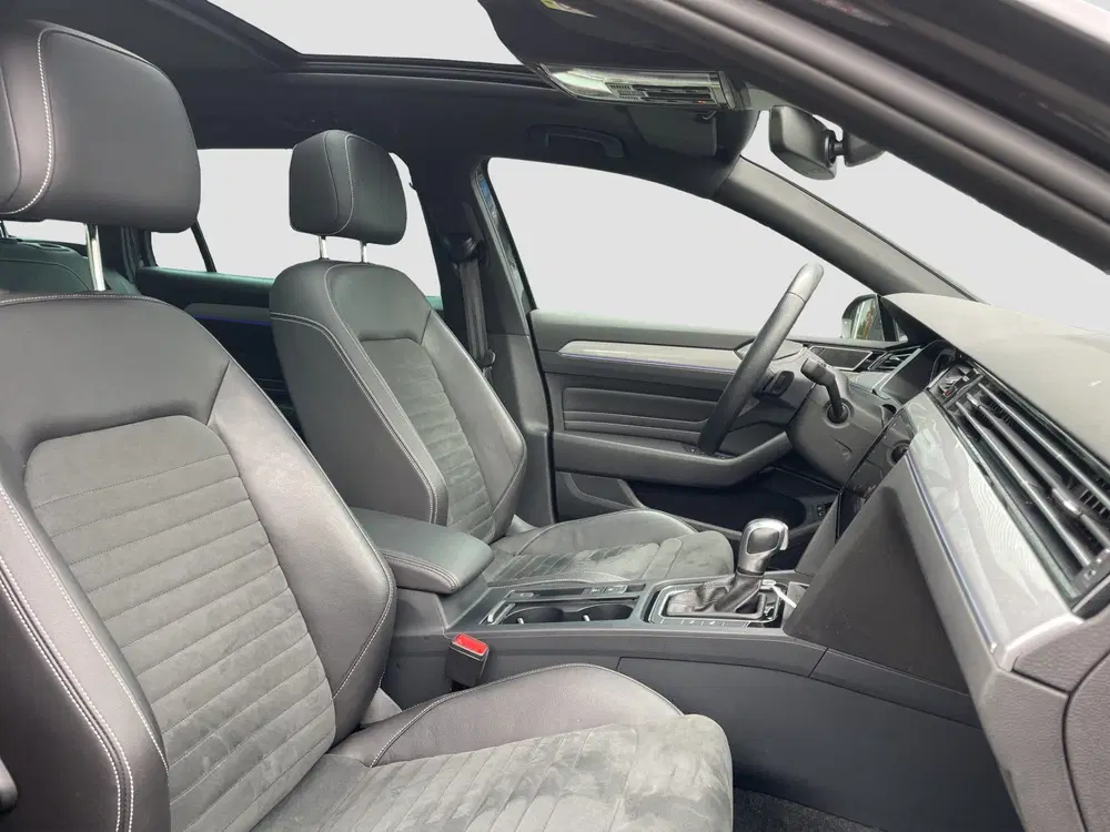 Volkswagen Passat 1.4 TSI PHEV GTE Business Pano uit 2022, foto 4