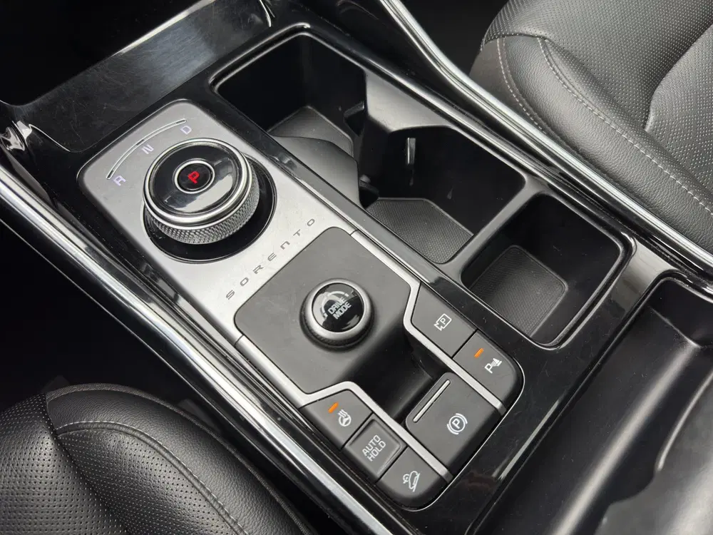 Kia Sorento 1.6 T-GDI Hybrid 2WD DynamicPlusLine 7p. uit 2022, foto 15