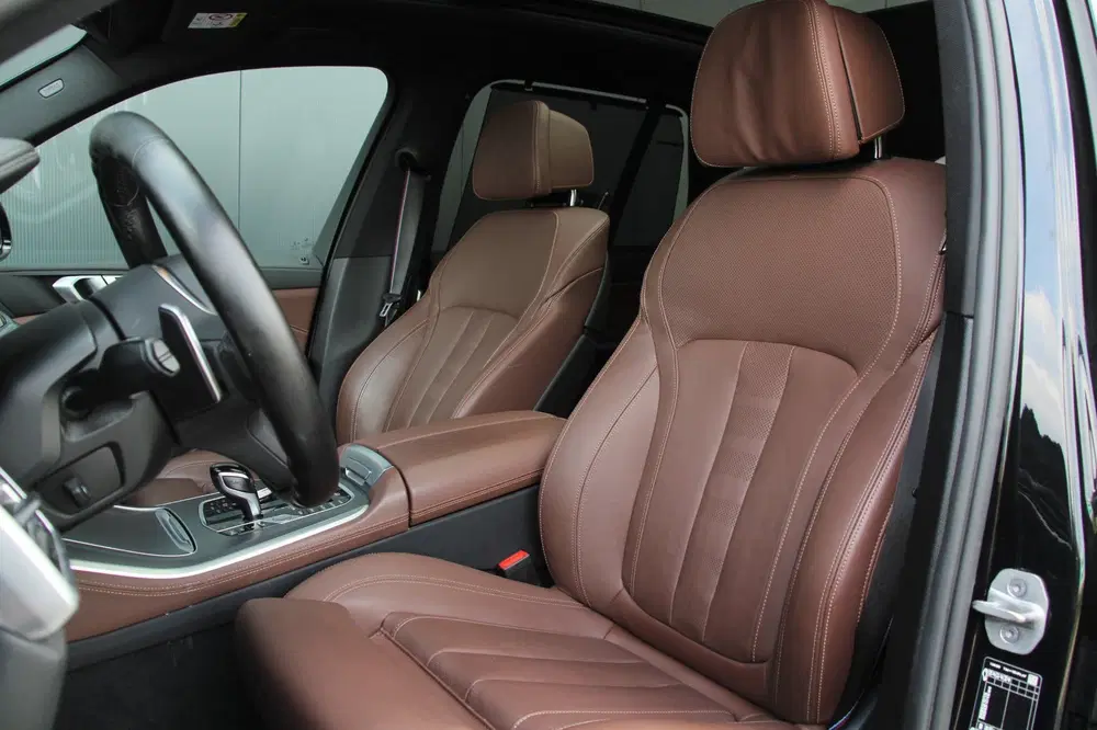 BMW X5 XDrive45e M sport uit 2022, foto 13
