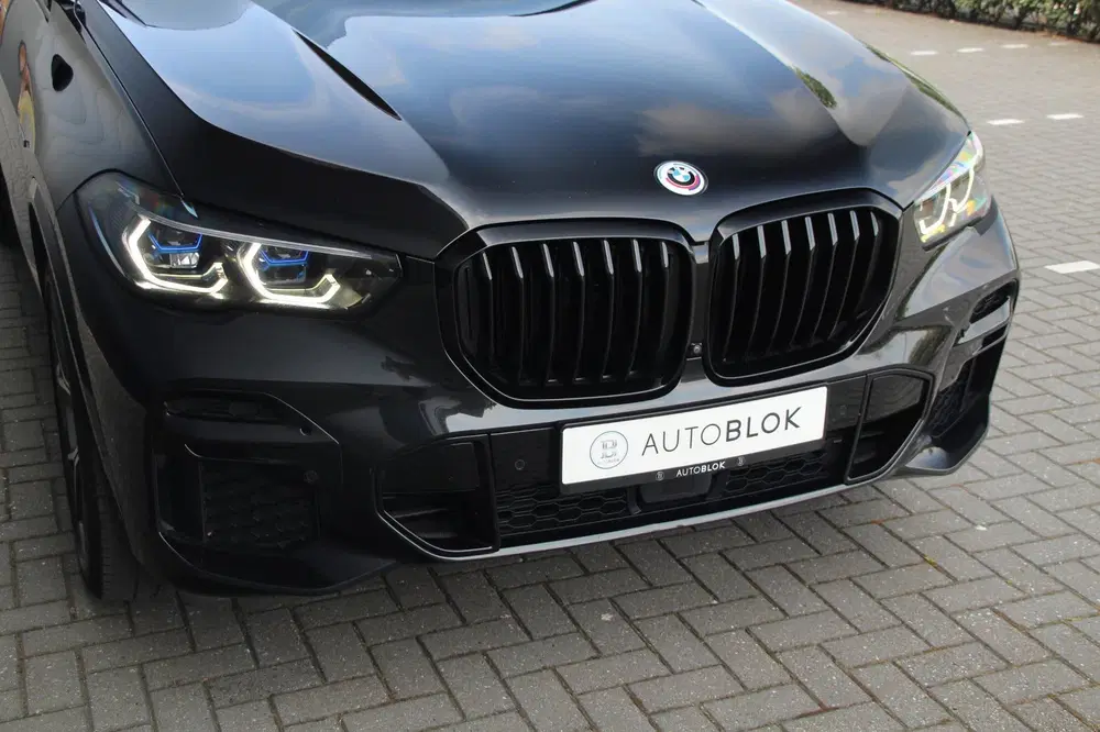 BMW X5 XDrive45e M sport uit 2022, foto 9