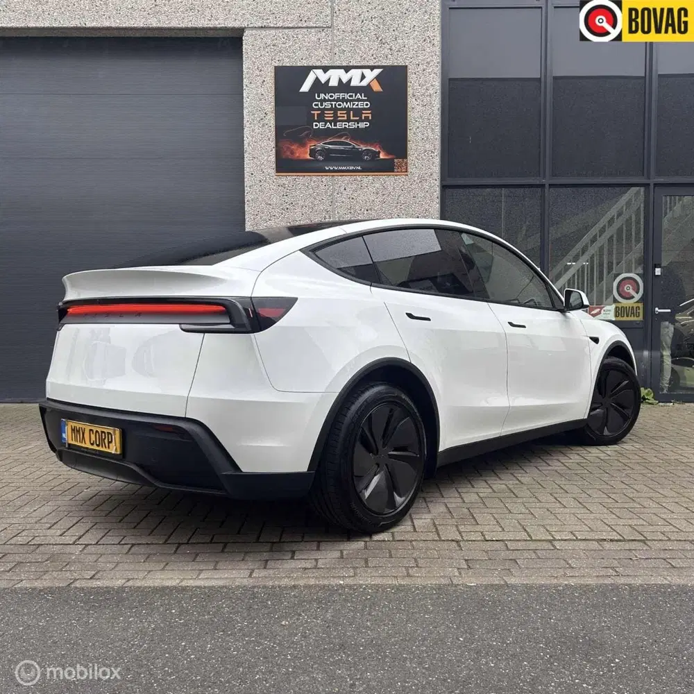 Tesla Model Y Juniper LFP PREMIUM RWD + IAP + FULL PPF + uit 2025