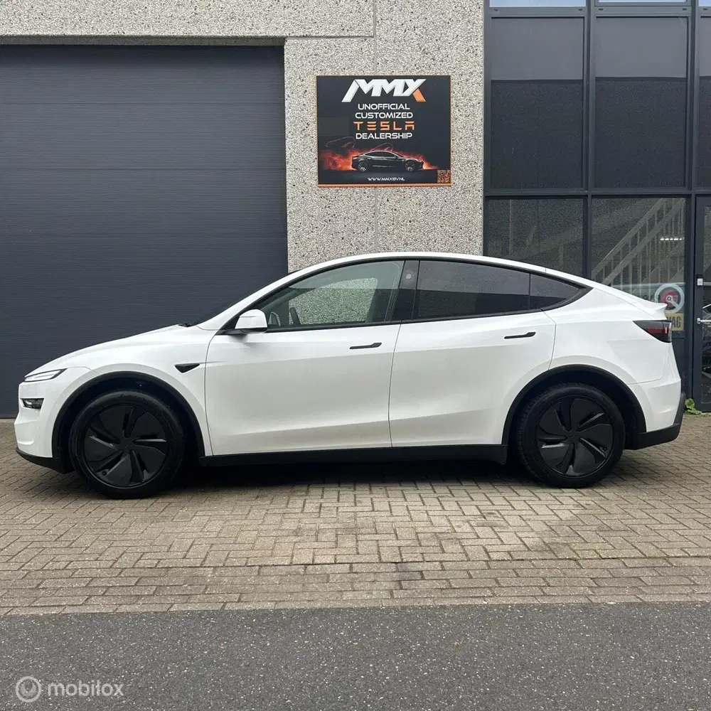Tesla Model Y Juniper LFP PREMIUM RWD + IAP + FULL PPF + uit 2025, foto 6