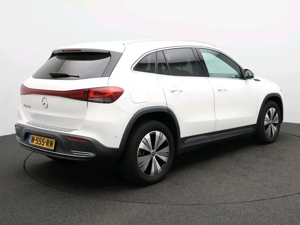 Mercedes-Benz EQA 250 Business Solution Luxury 67 kWh Ledkop uit 2022, foto 2