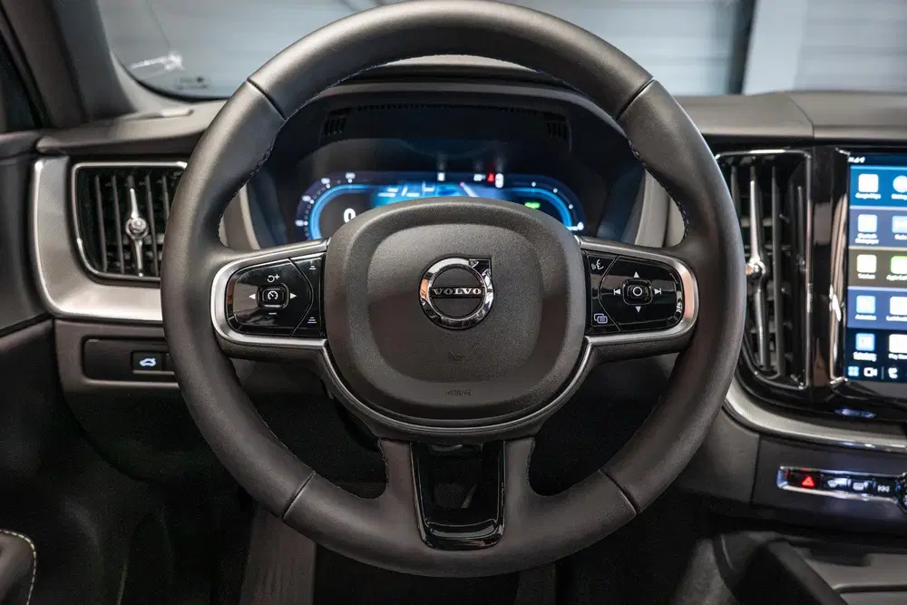 Volvo XC60 2.0 T6 Plug-in hybrid AWD Ultimate Black E uit 2024, foto 7