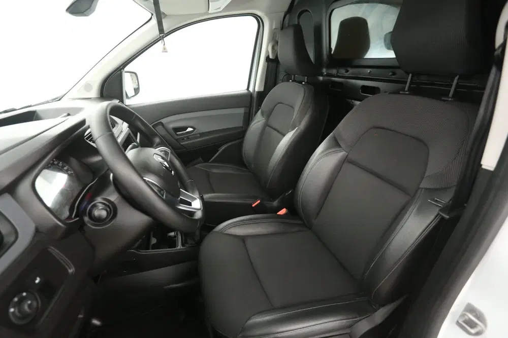 Renault Express 1.3 TCe 100PK uit 2021, foto 9