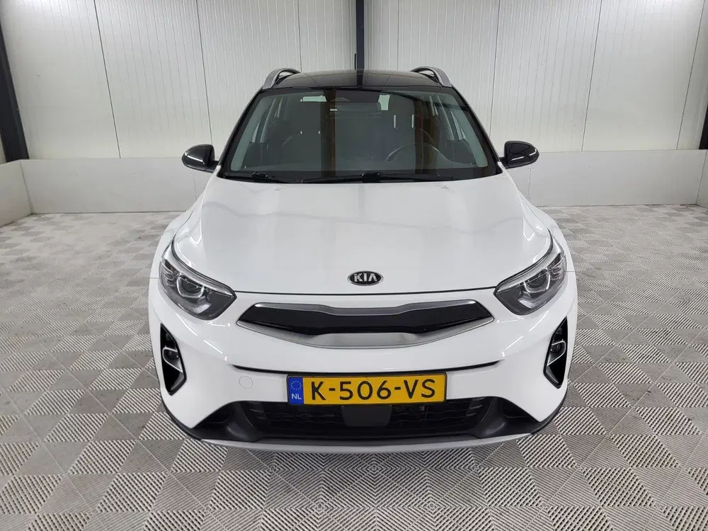 Kia Stonic 1.0 T-GDi MHEV DynamicLine uit 2021, foto 2