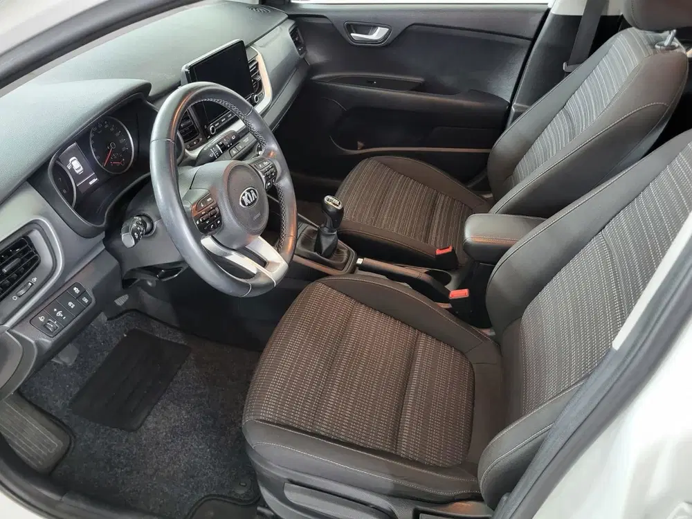 Kia Stonic 1.0 T-GDi MHEV DynamicLine uit 2021, foto 8