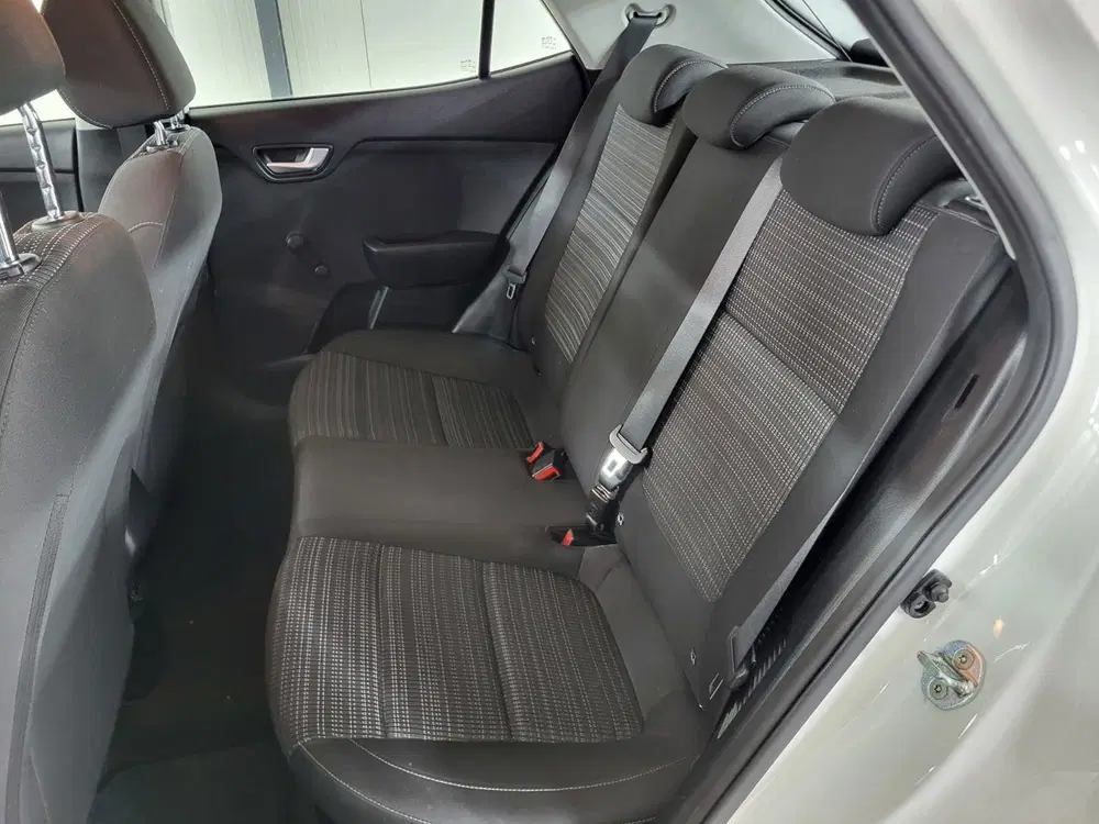 Kia Stonic 1.0 T-GDi MHEV DynamicLine uit 2021, foto 9