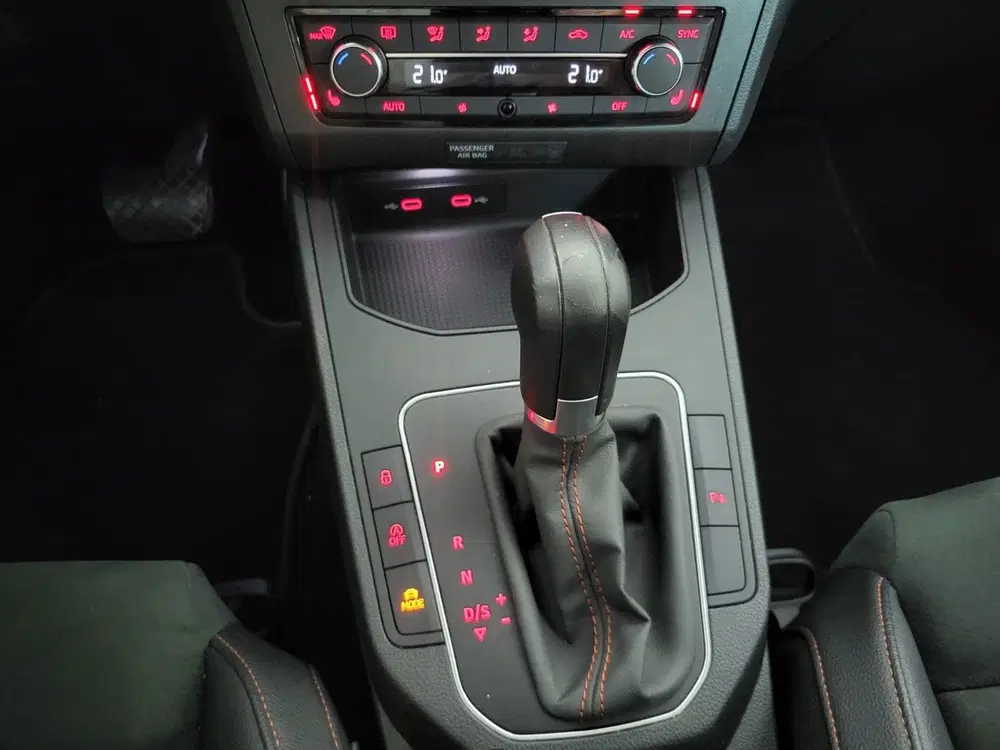 SEAT Ibiza 1.0 EcoTSI FR Business Intense uit 2021, foto 14