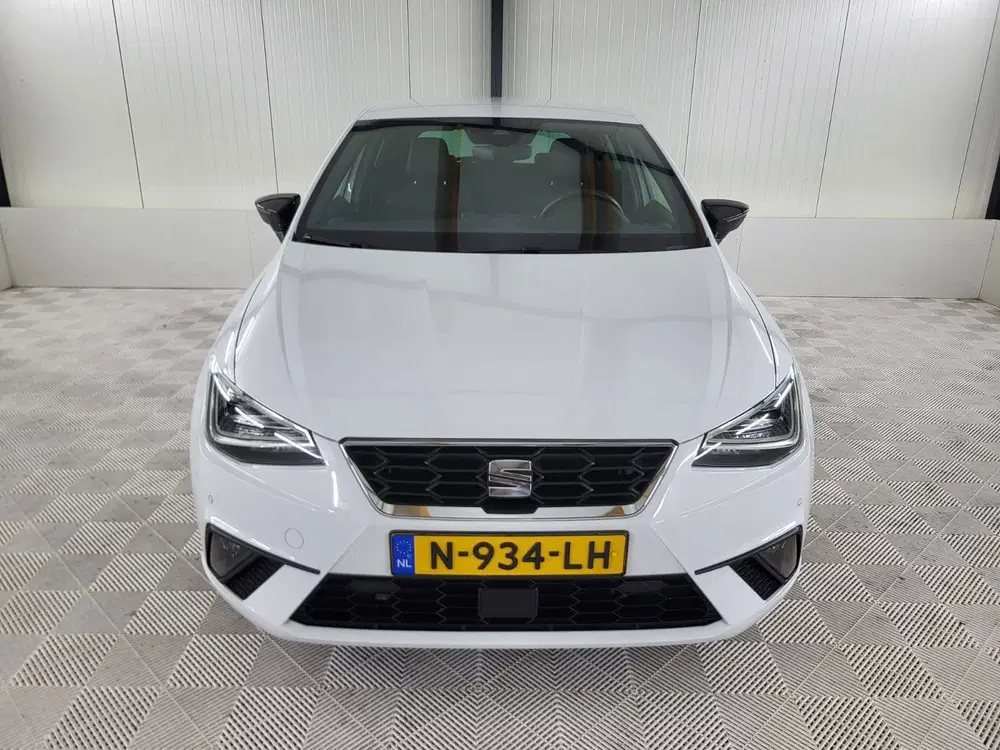 SEAT Ibiza 1.0 EcoTSI FR Business Intense uit 2021, foto 2
