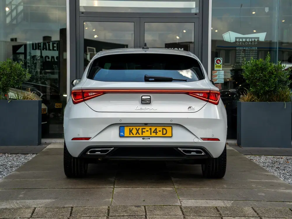SEAT Leon 1.4 TSI 204pk eHybrid PHEV FR Business uit 2021, foto 4