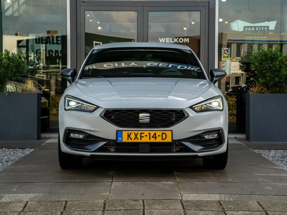 SEAT Leon 1.4 TSI 204pk eHybrid PHEV FR Business uit 2021, foto 5