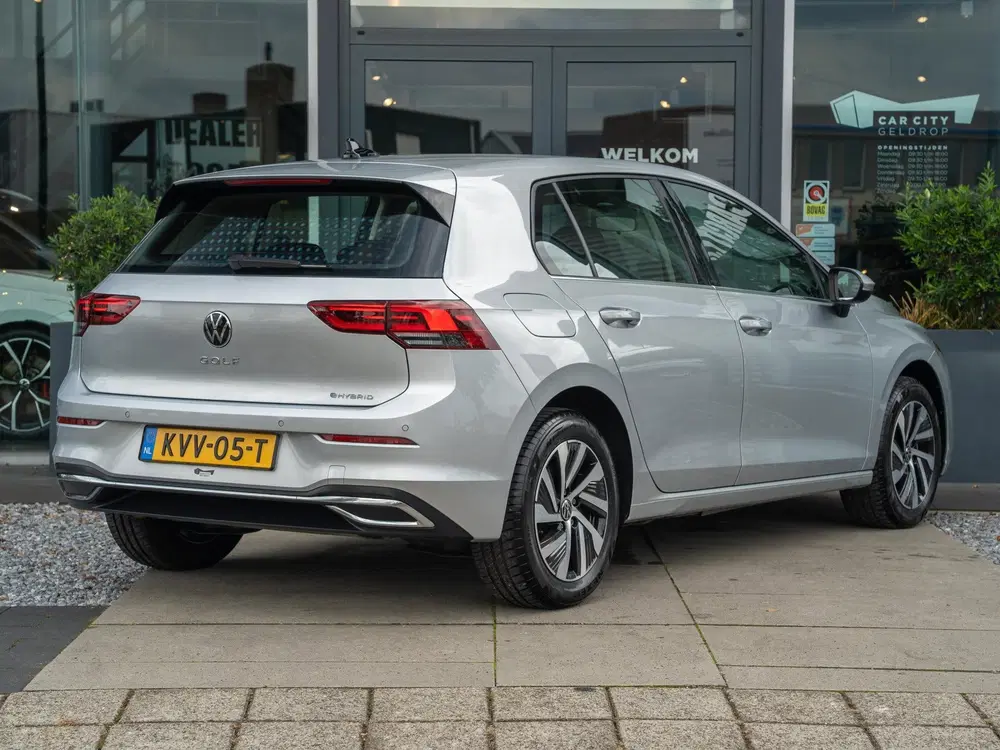 Volkswagen Golf 1.4 TSI eHybrid 204pk PHEV Style uit 2021, foto 3