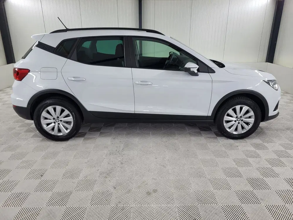 SEAT Arona Style Business Intense Automaat uit 2019, foto 5
