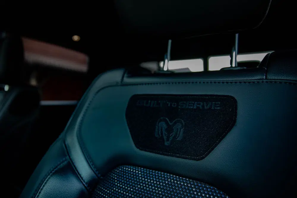 Dodge RAM Built to serve 5.7 V8 uit 2023, foto 13