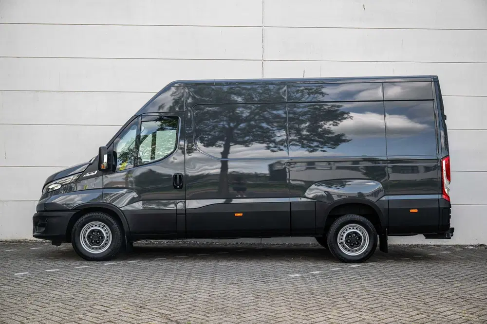 Iveco Daily 35S18HV 3.0 180pk AUT. L2H2 uit 2023, foto 7
