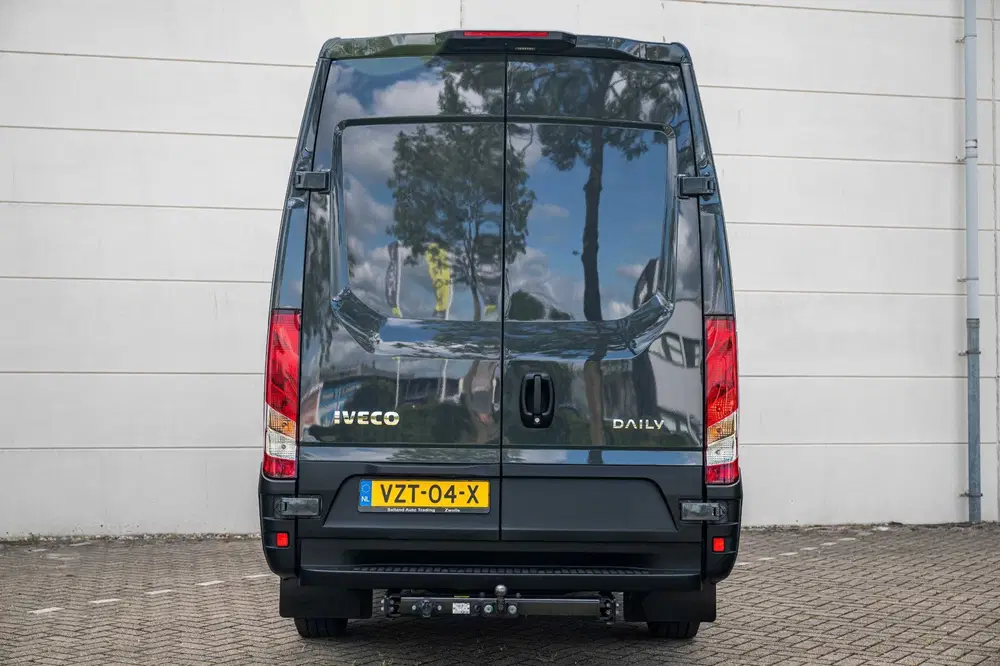 Iveco Daily 35S18HV 3.0 180pk AUT. L2H2 uit 2023, foto 8