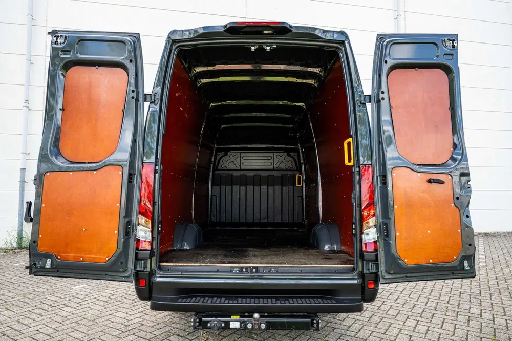 Iveco Daily 35S18HV 3.0 180pk AUT. L2H2 uit 2023, foto 9