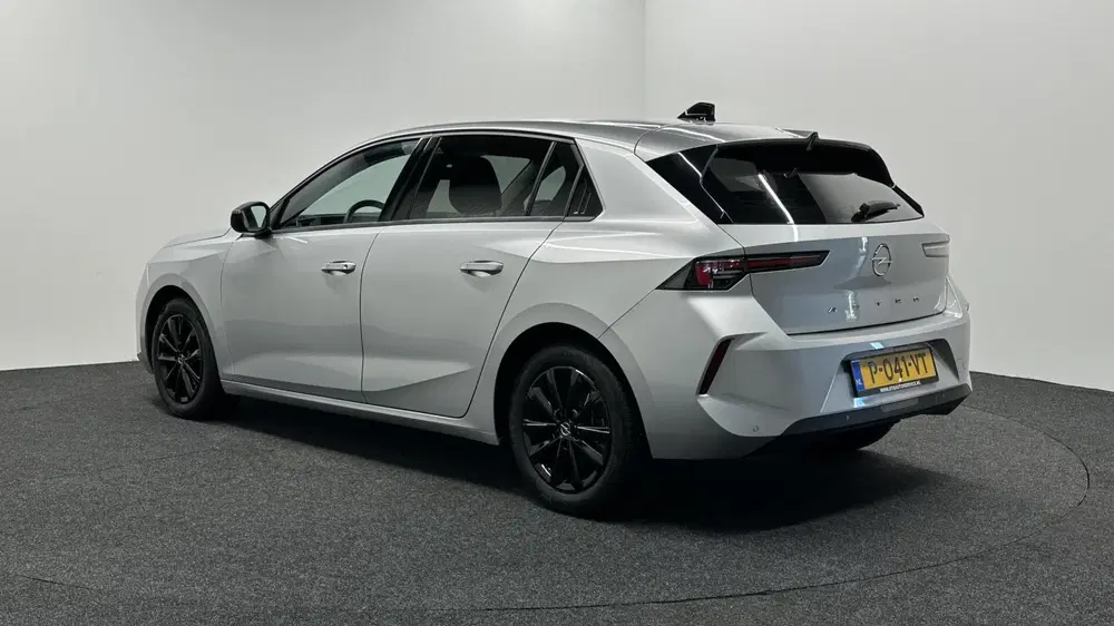 Opel Astra 1.2 Edition CARPLAY CRUISE NAVIGATIE LM uit 2022, foto 4