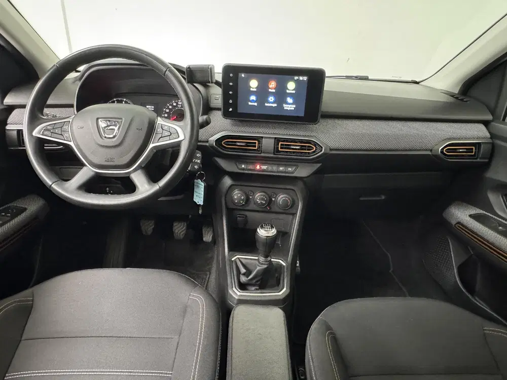 Dacia Sandero 1.0 TCe 90 Comfort uit 2022, foto 3